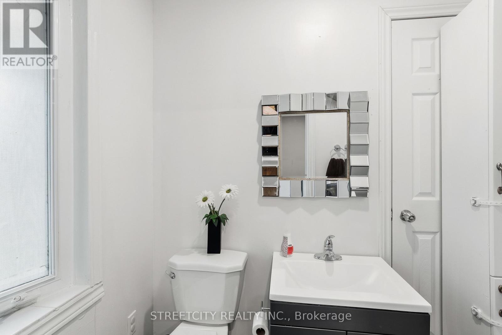 68 Downing Crescent, London South, Ontario  N6C 3C8 - Photo 28 - X13024942