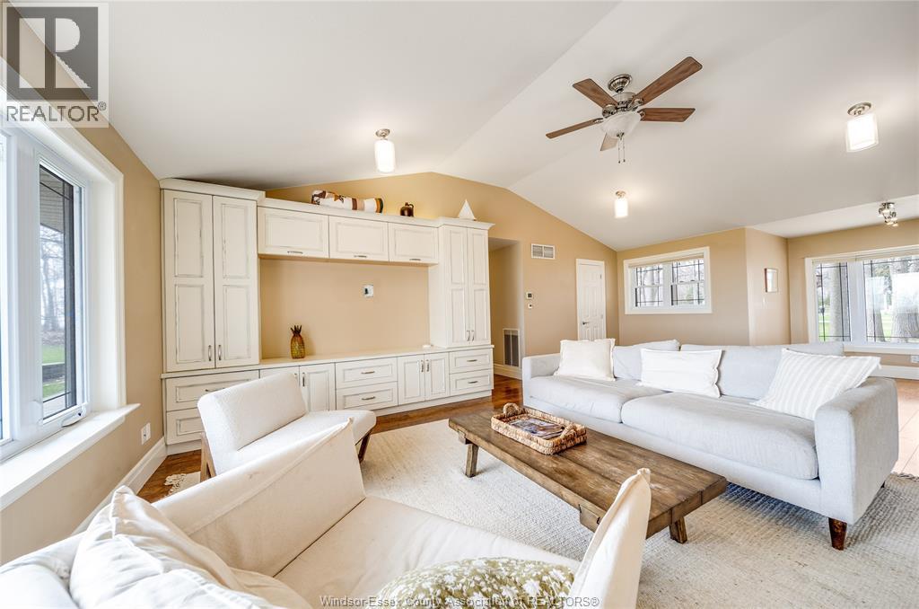 11604 Bates Line, Rondeau Park, Ontario  N0P 1X0 - Photo 11 - 26008399