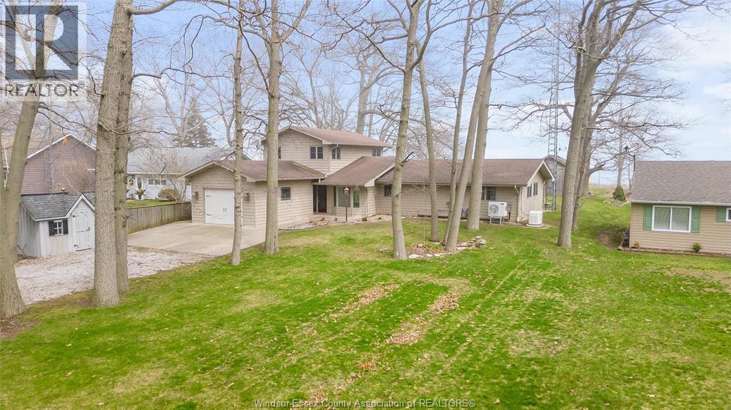 11604 Bates Line, Rondeau Park, Ontario  N0P 1X0 - Photo 2 - 26008399