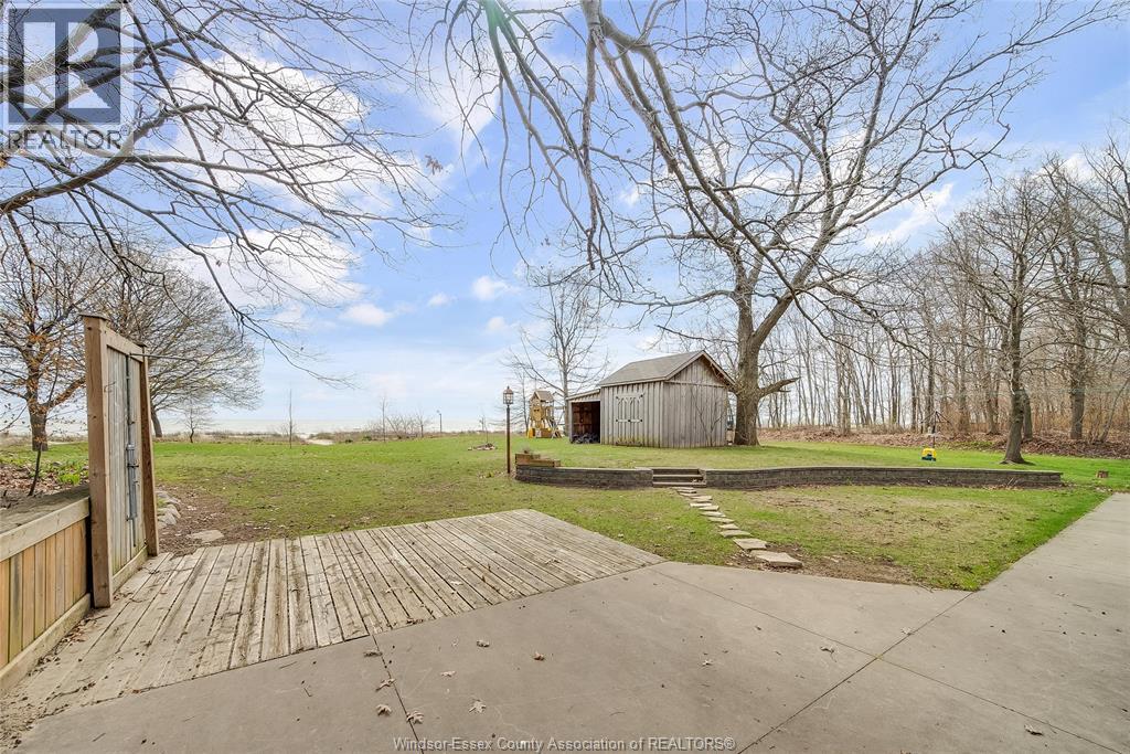 11604 Bates Line, Rondeau Park, Ontario  N0P 1X0 - Photo 38 - 26008399