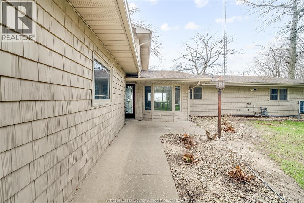 11604 Bates Line, Rondeau Park, Ontario  N0P 1X0 - Photo 41 - 26008399