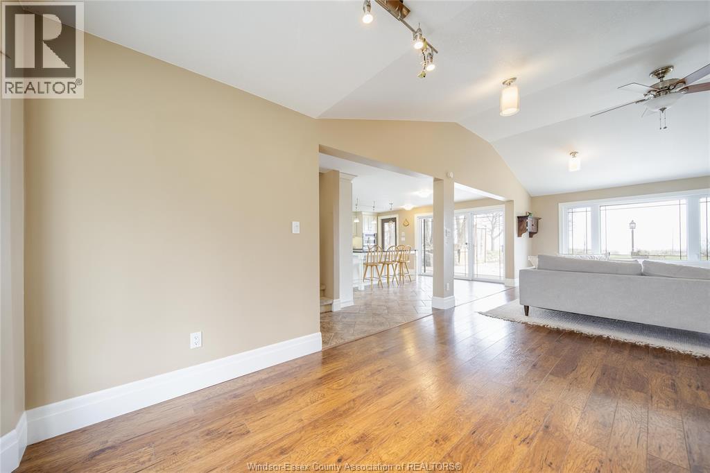 11604 Bates Line, Rondeau Park, Ontario  N0P 1X0 - Photo 7 - 26008399