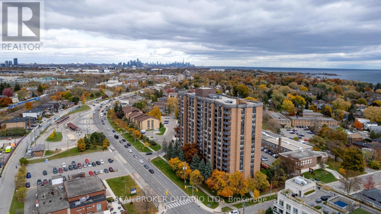 1601 - 3845 LAKE SHORE BOULEVARD W, Toronto, Ontario