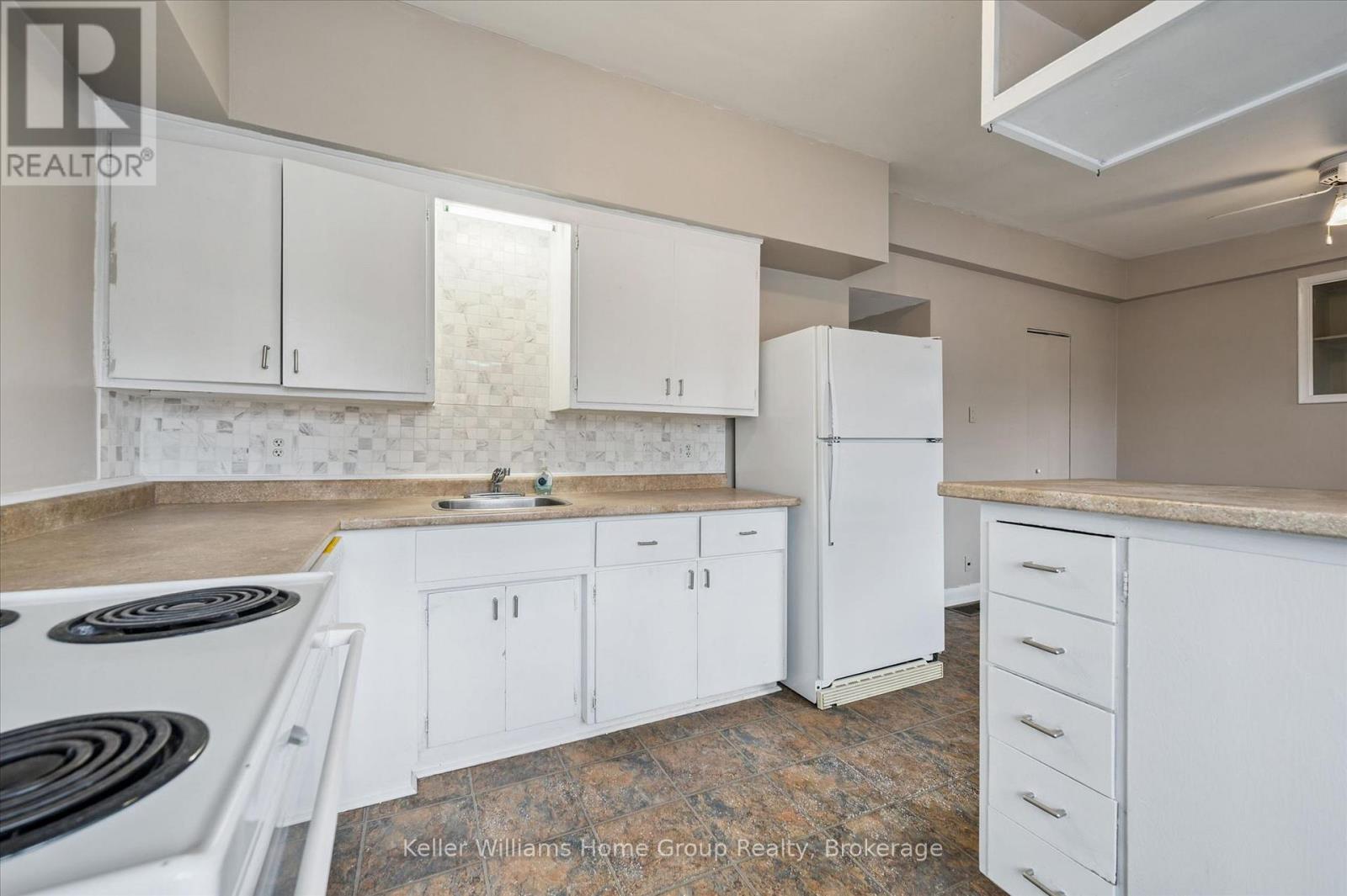 209 St. Andrew Street W, Centre Wellington, Ontario  N1M 3N8 - Photo 5 - X13029576