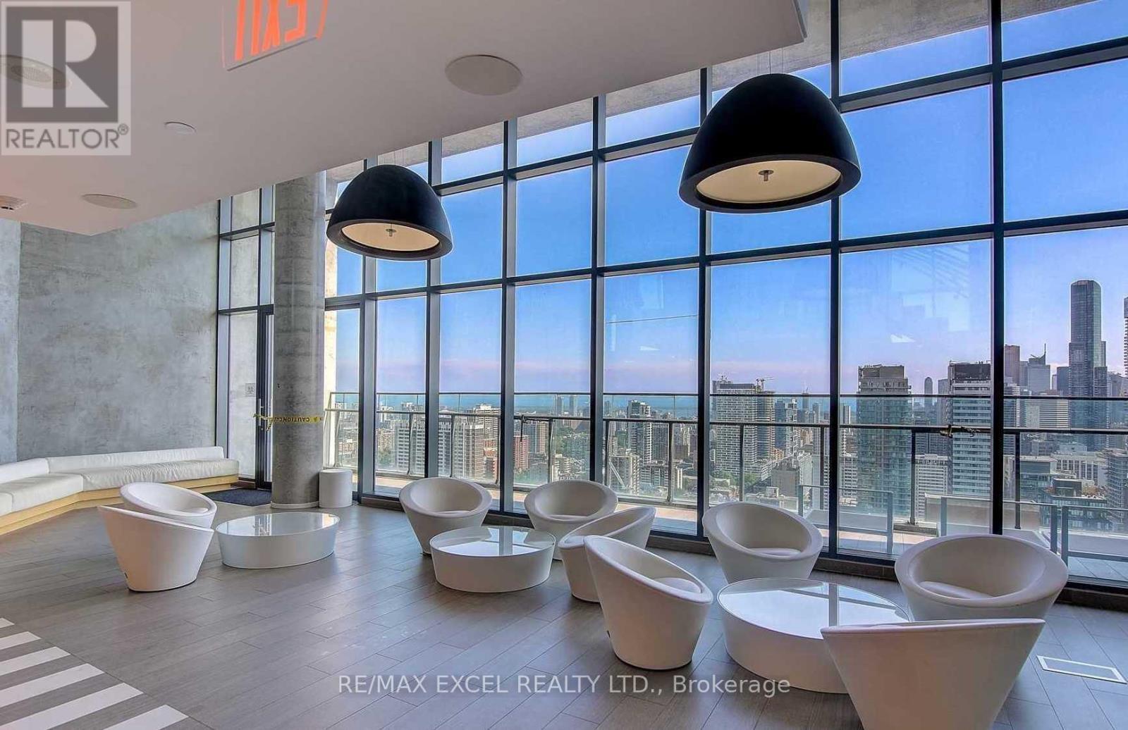 3312 - 45 Charles Street E, Toronto, Ontario  M4Y 0B8 - Photo 2 - C13029492