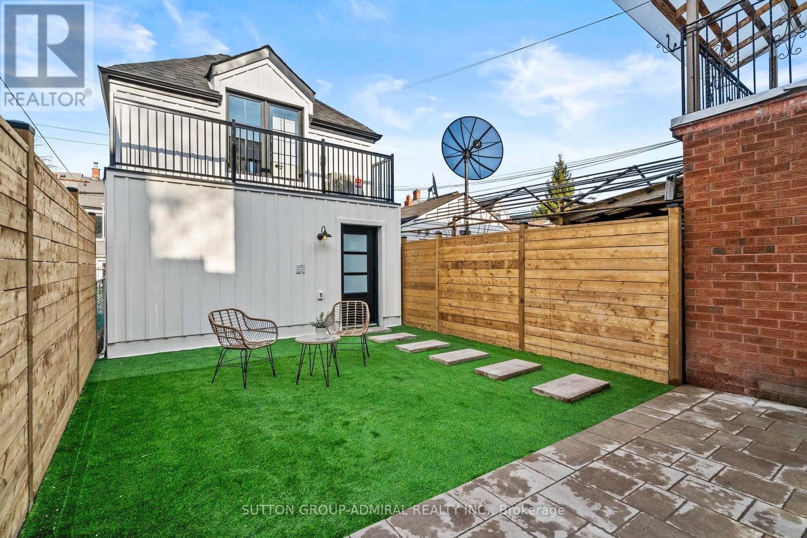 25 Coolmine Road, Toronto, Ontario  M6J 3G1 - Photo 17 - C13029520