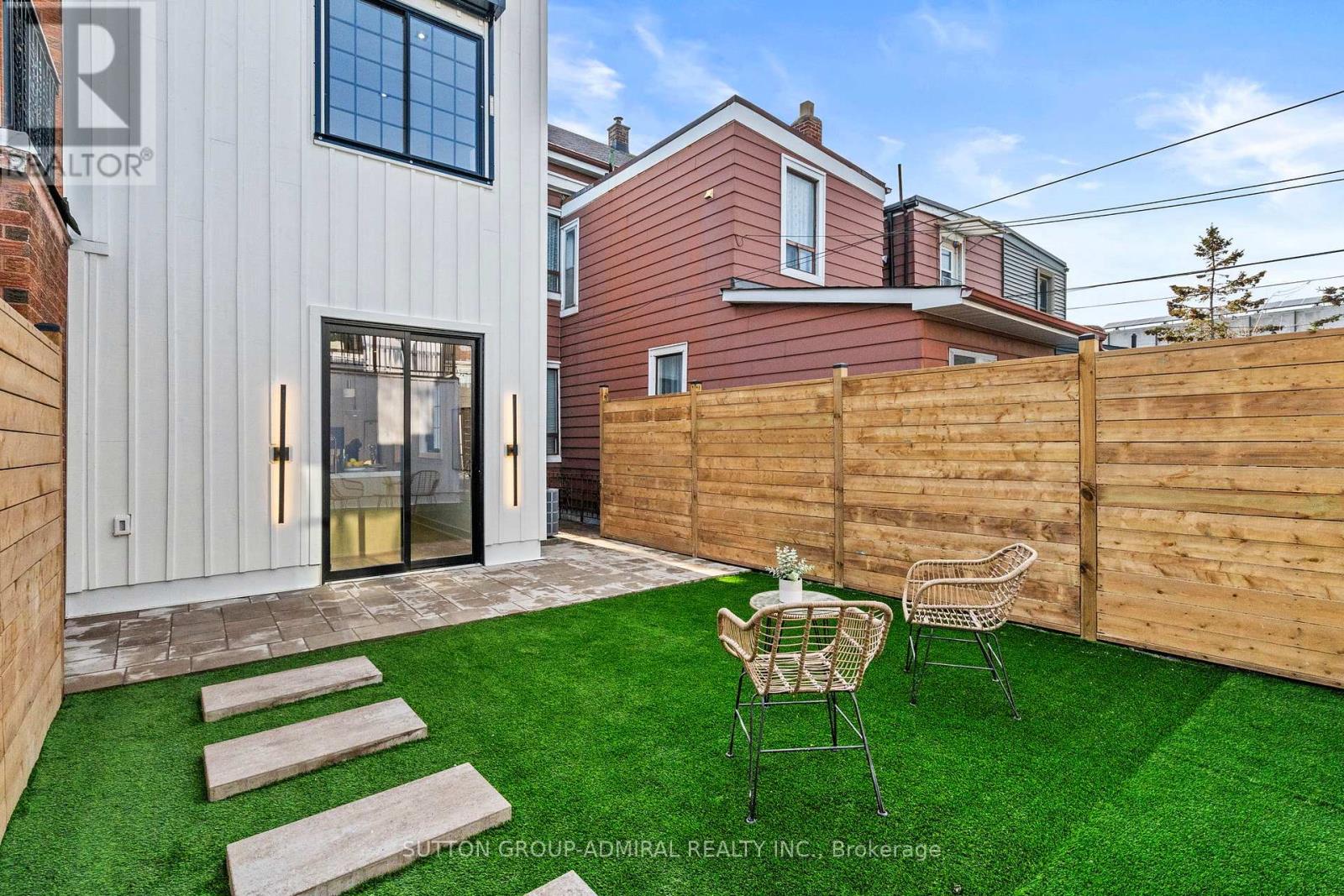 25 Coolmine Road, Toronto, Ontario  M6J 3G1 - Photo 20 - C13029520