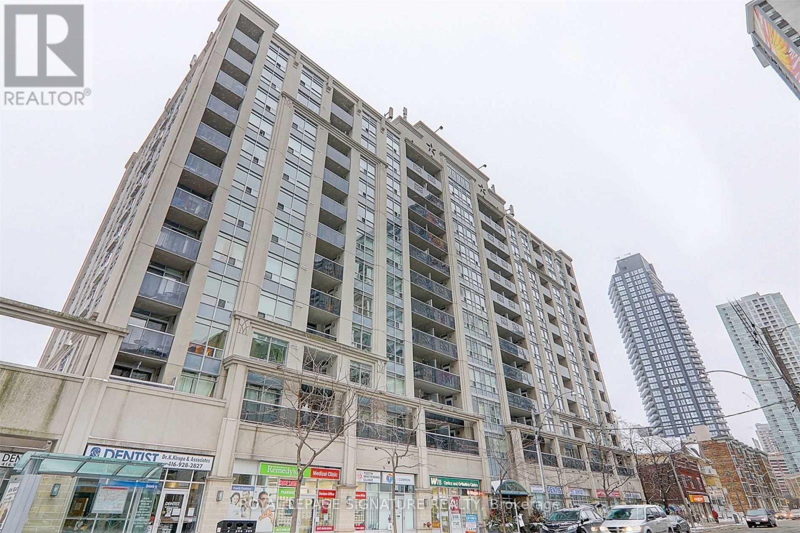 1004 - 225 WELLESLEY STREET E, Toronto, Ontario