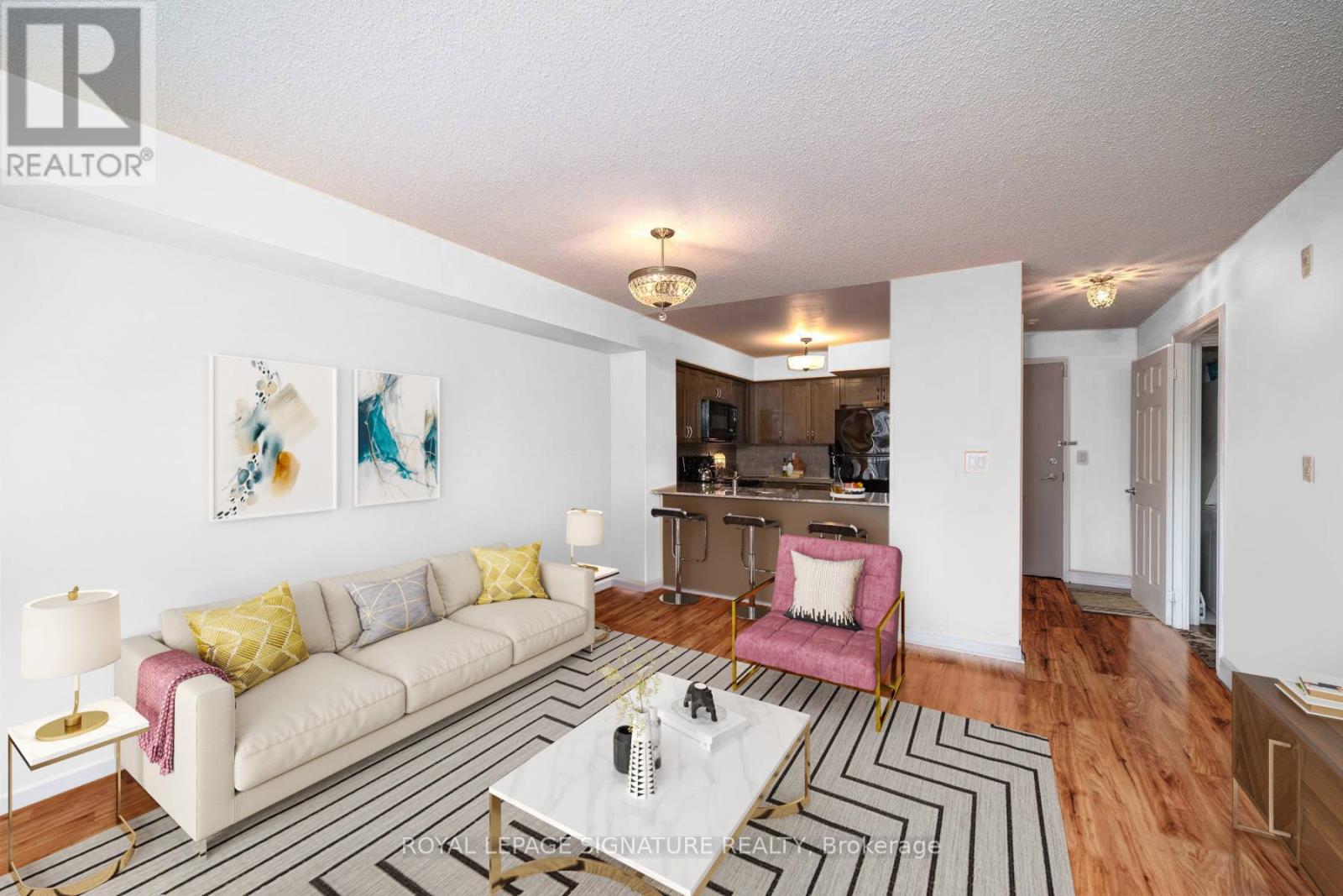 1004 - 225 Wellesley Street E, Toronto, Ontario  M4X 1X8 - Photo 2 - C13029522