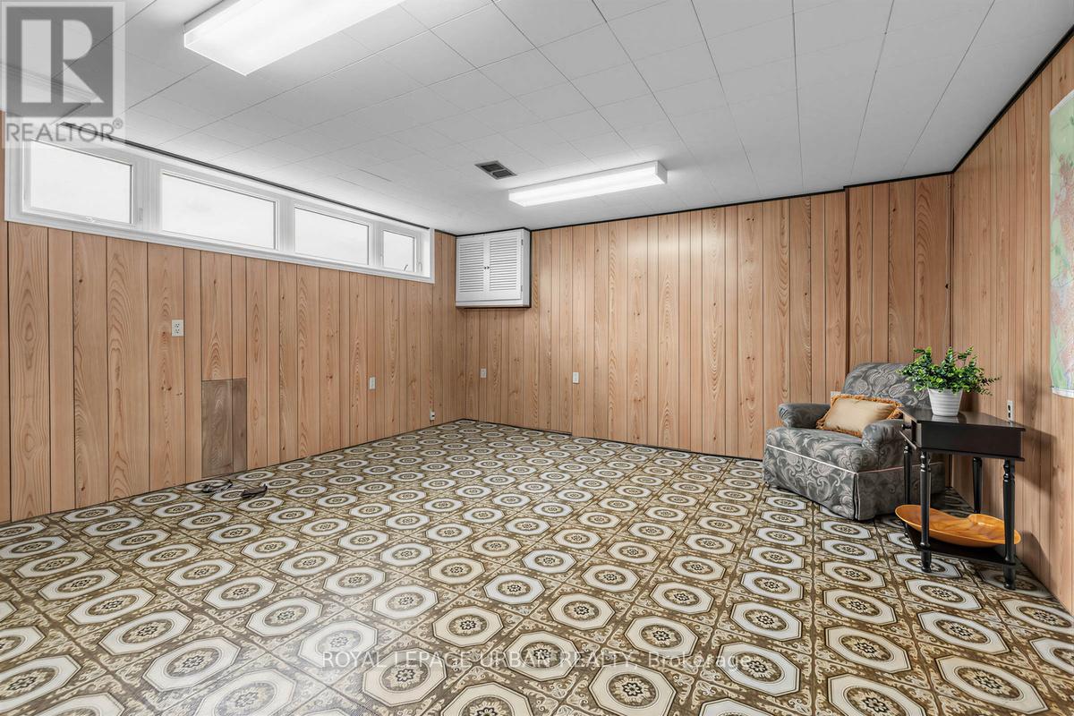 10 Kenewen Court, Toronto, Ontario  M4A 1R8 - Photo 25 - C13029544