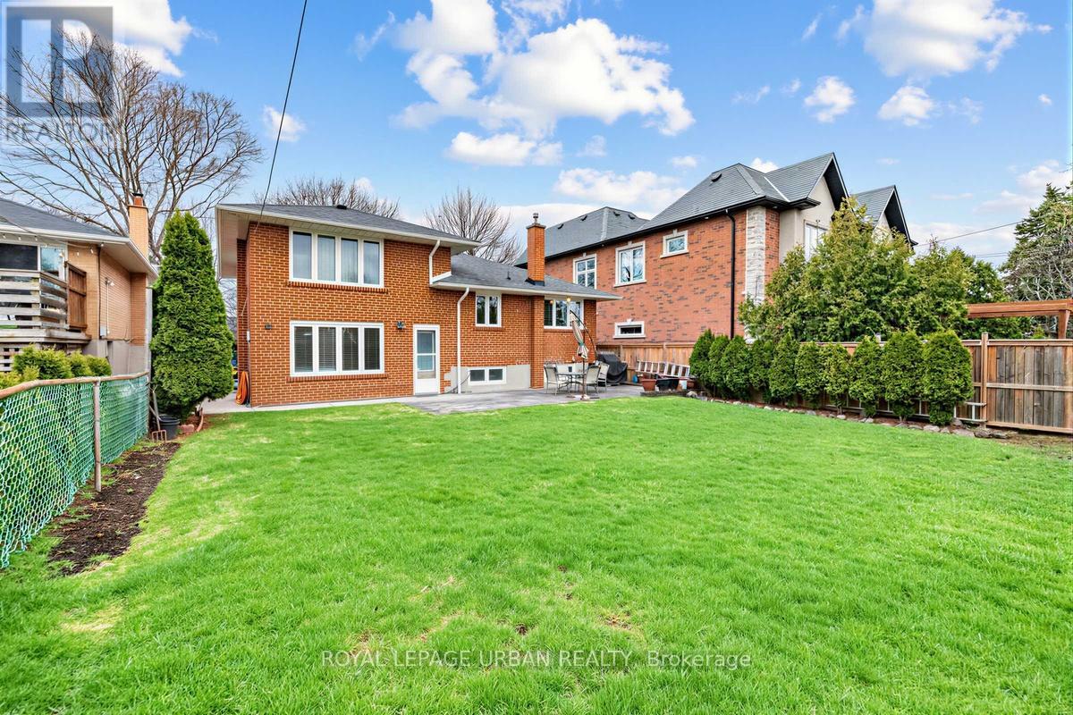 10 Kenewen Court, Toronto, Ontario  M4A 1R8 - Photo 29 - C13029544