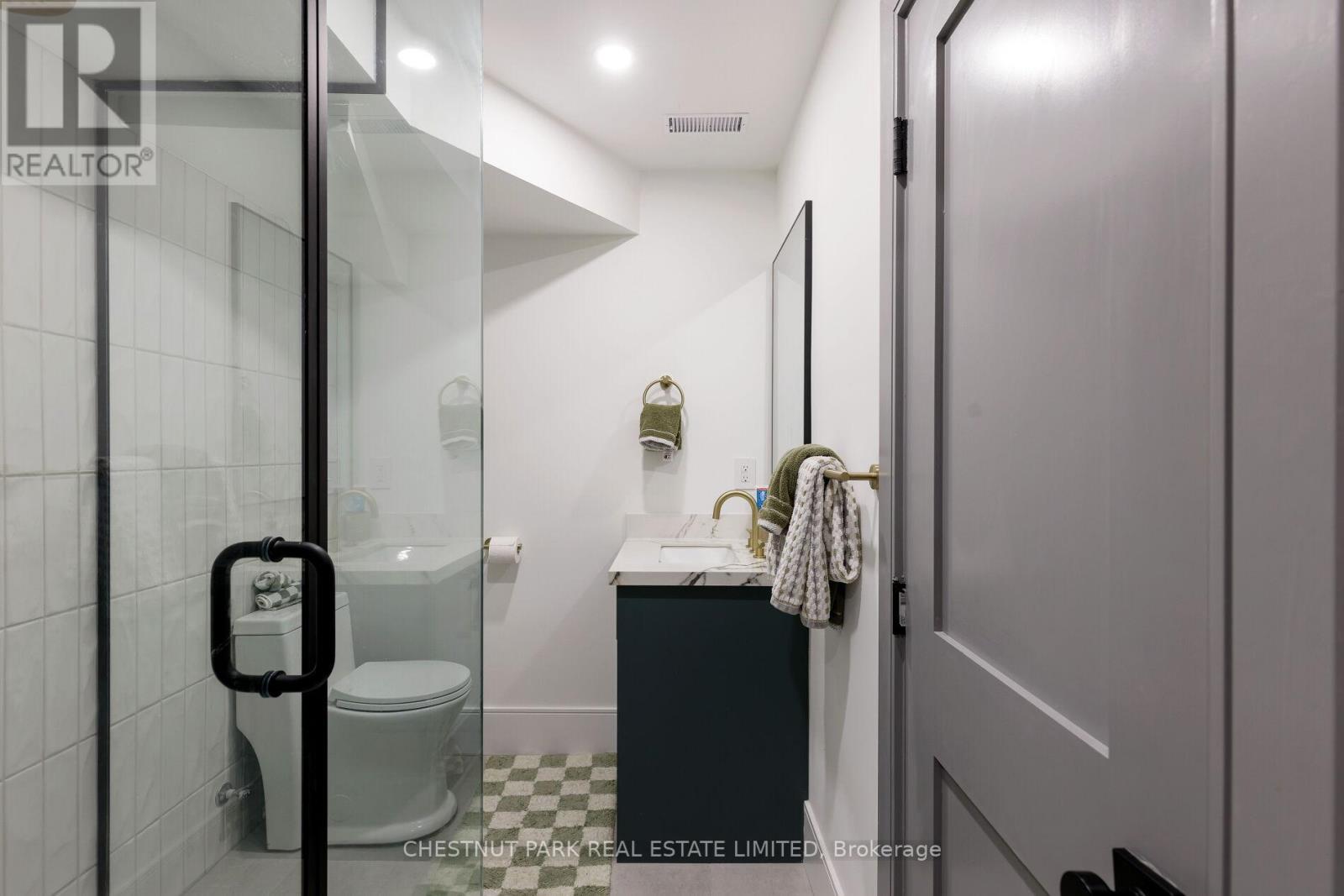 269 Euclid Avenue, Toronto, Ontario  M6J 2K1 - Photo 49 - C13029596