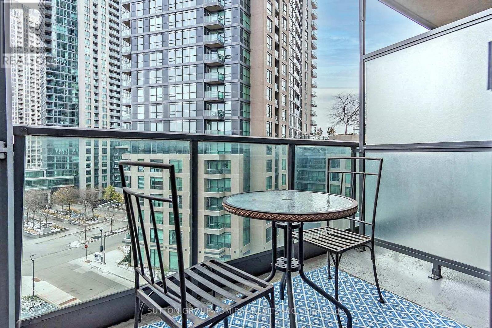 736 - 231 Fort York Boulevard, Toronto, Ontario  M5V 1B2 - Photo 13 - C13029626