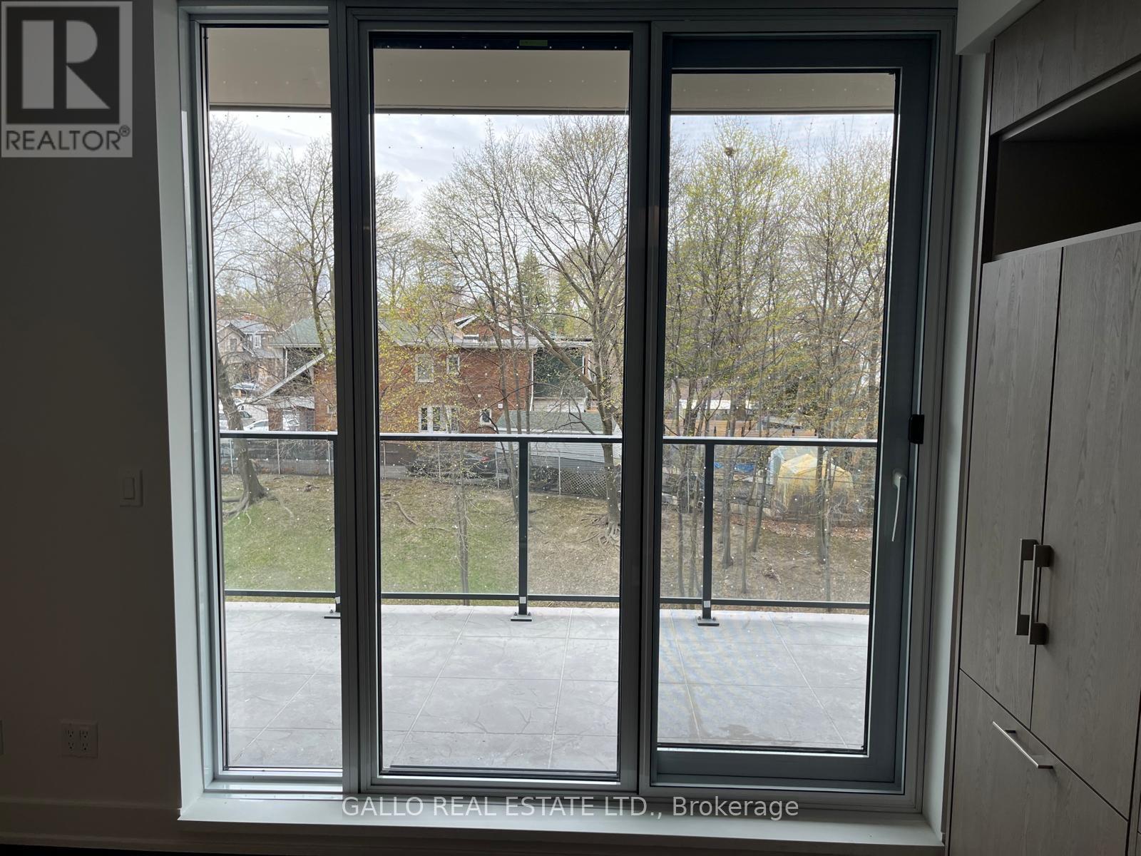 307 - 8 Manor Road W, Toronto, Ontario  M5P 1E7 - Photo 5 - C13029640