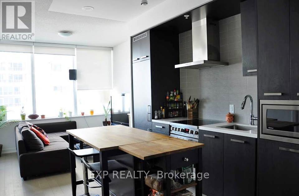 N507 - 120 Bayview Avenue, Toronto, Ontario  M5A 0G4 - Photo 2 - C13029656