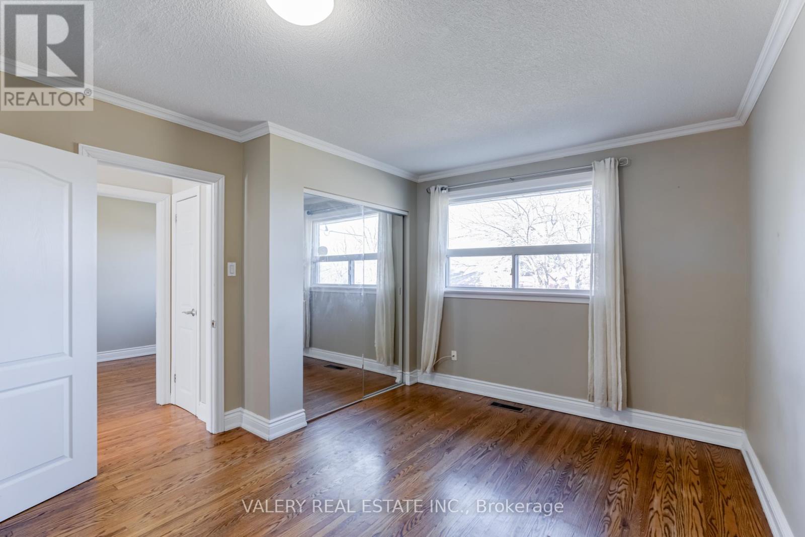 Main - 118 Dorcot Avenue, Toronto, Ontario  M1P 3K8 - Photo 16 - E13029628