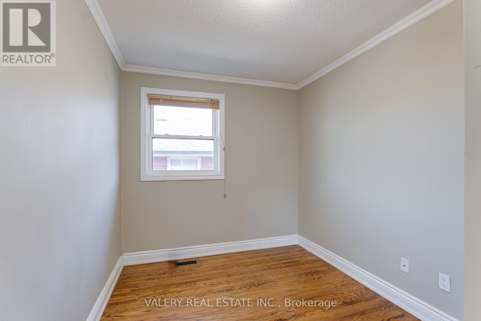 Main - 118 Dorcot Avenue, Toronto, Ontario  M1P 3K8 - Photo 17 - E13029628