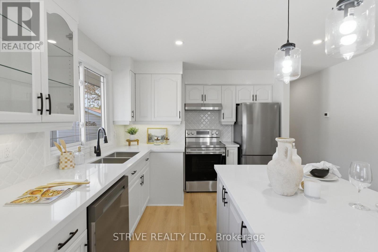 711 Central Park Boulevard N, Oshawa, Ontario  L1G 6A8 - Photo 13 - E13029998