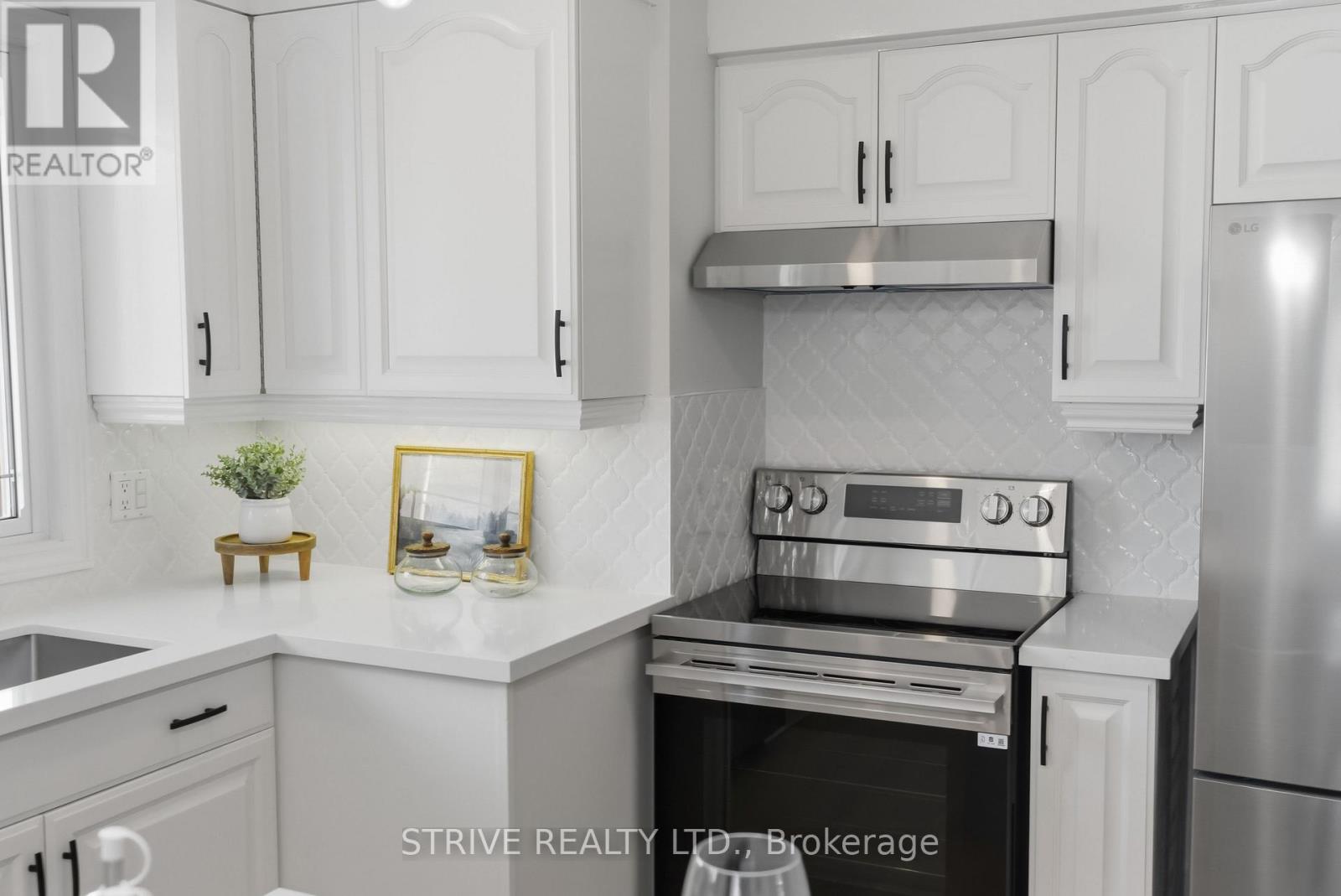 711 Central Park Boulevard N, Oshawa, Ontario  L1G 6A8 - Photo 17 - E13029998