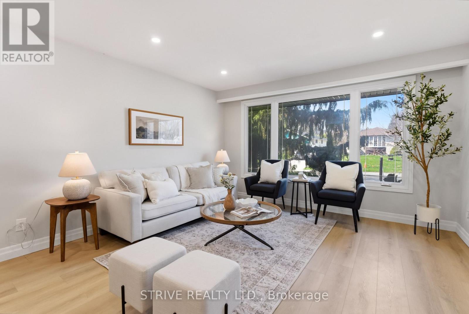 711 Central Park Boulevard N, Oshawa, Ontario  L1G 6A8 - Photo 5 - E13029998