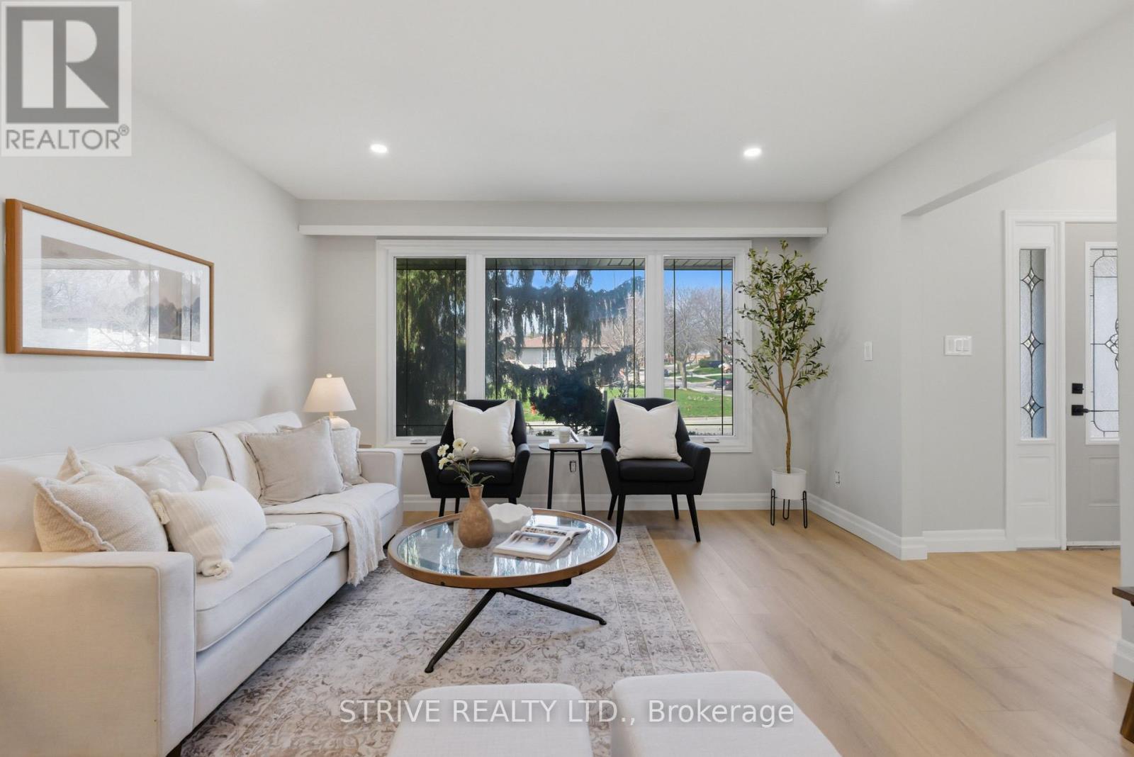 711 Central Park Boulevard N, Oshawa, Ontario  L1G 6A8 - Photo 6 - E13029998