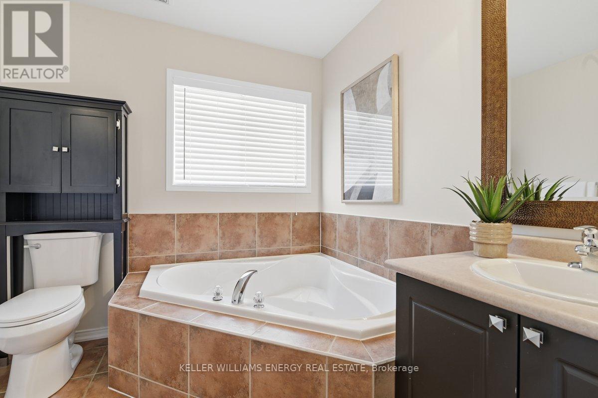 1428 Coldstream Drive E, Oshawa, Ontario  L1K 2Y8 - Photo 17 - E13030120