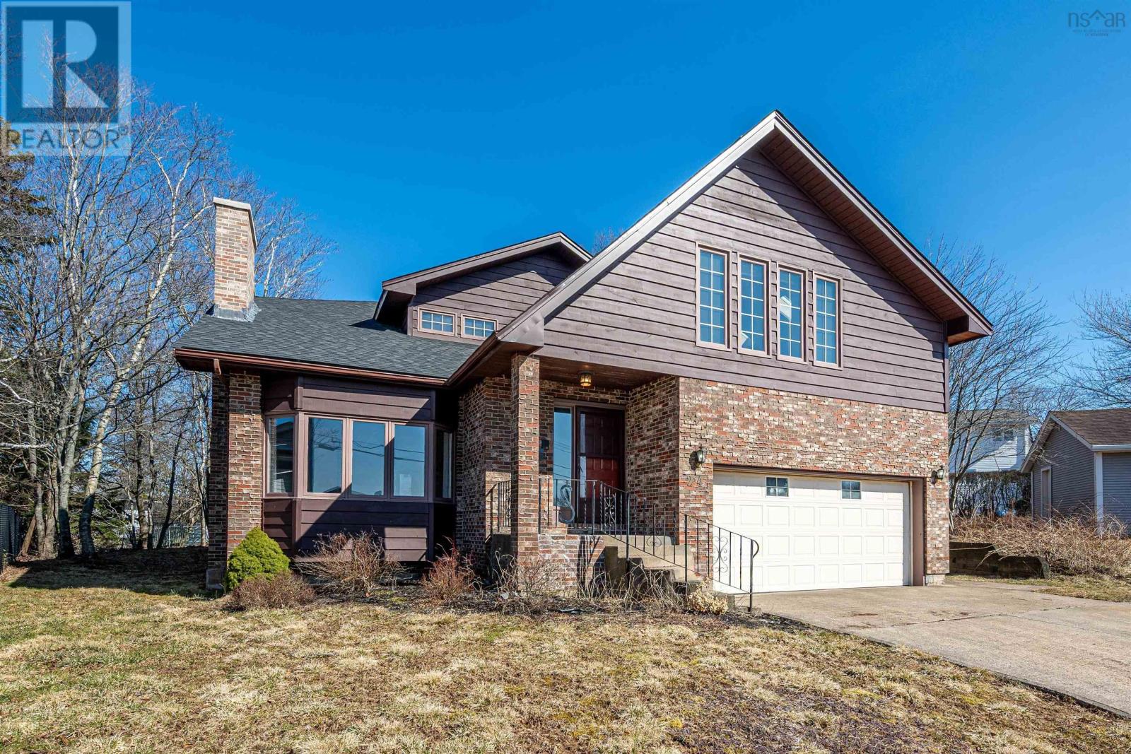 24 The Horseshoe, Dartmouth, Nova Scotia  B2Y 4E5 - Photo 1 - 202606784