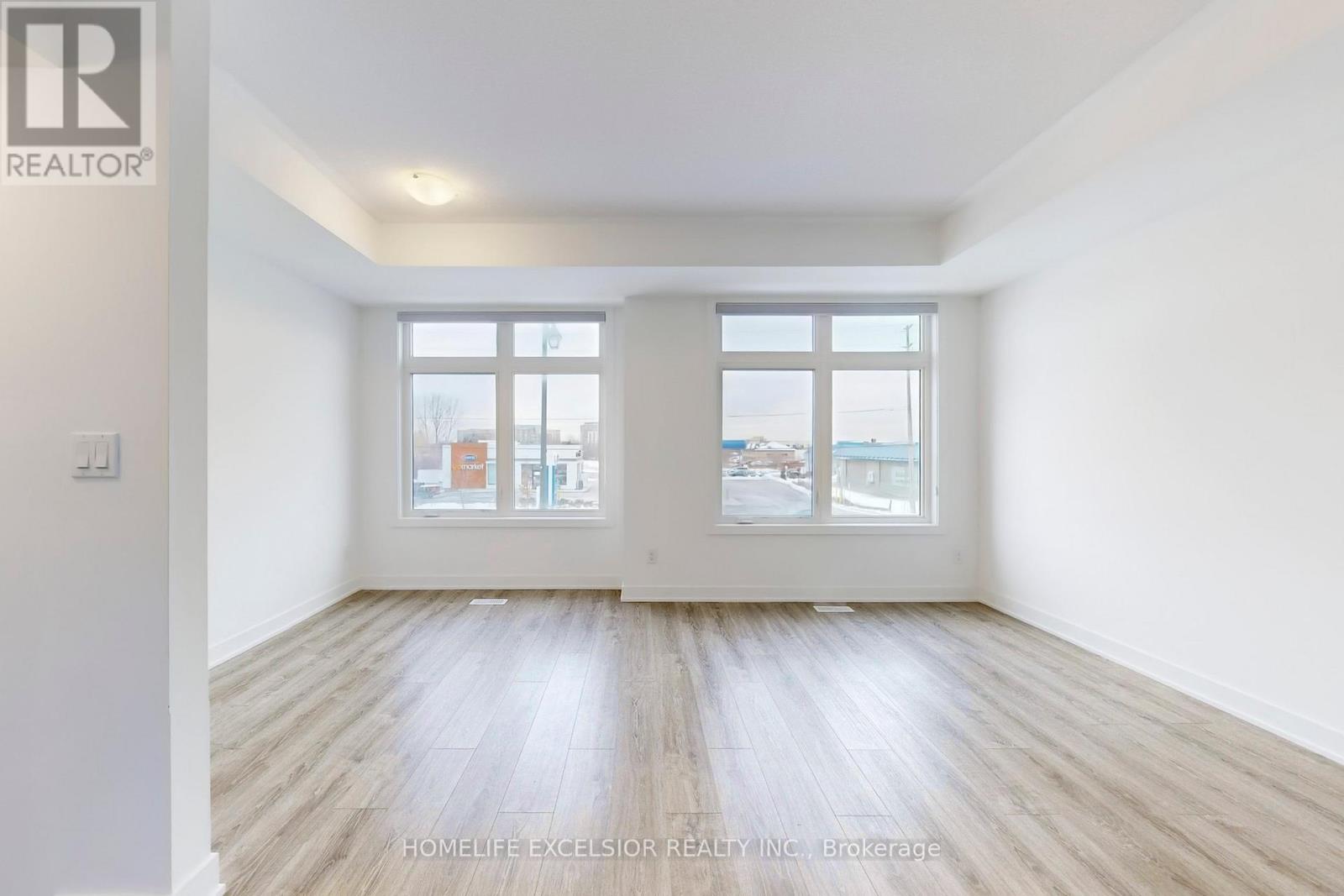 5456 Main Street, Whitchurch-Stouffville, Ontario  L4A 4W8 - Photo 9 - N13029540