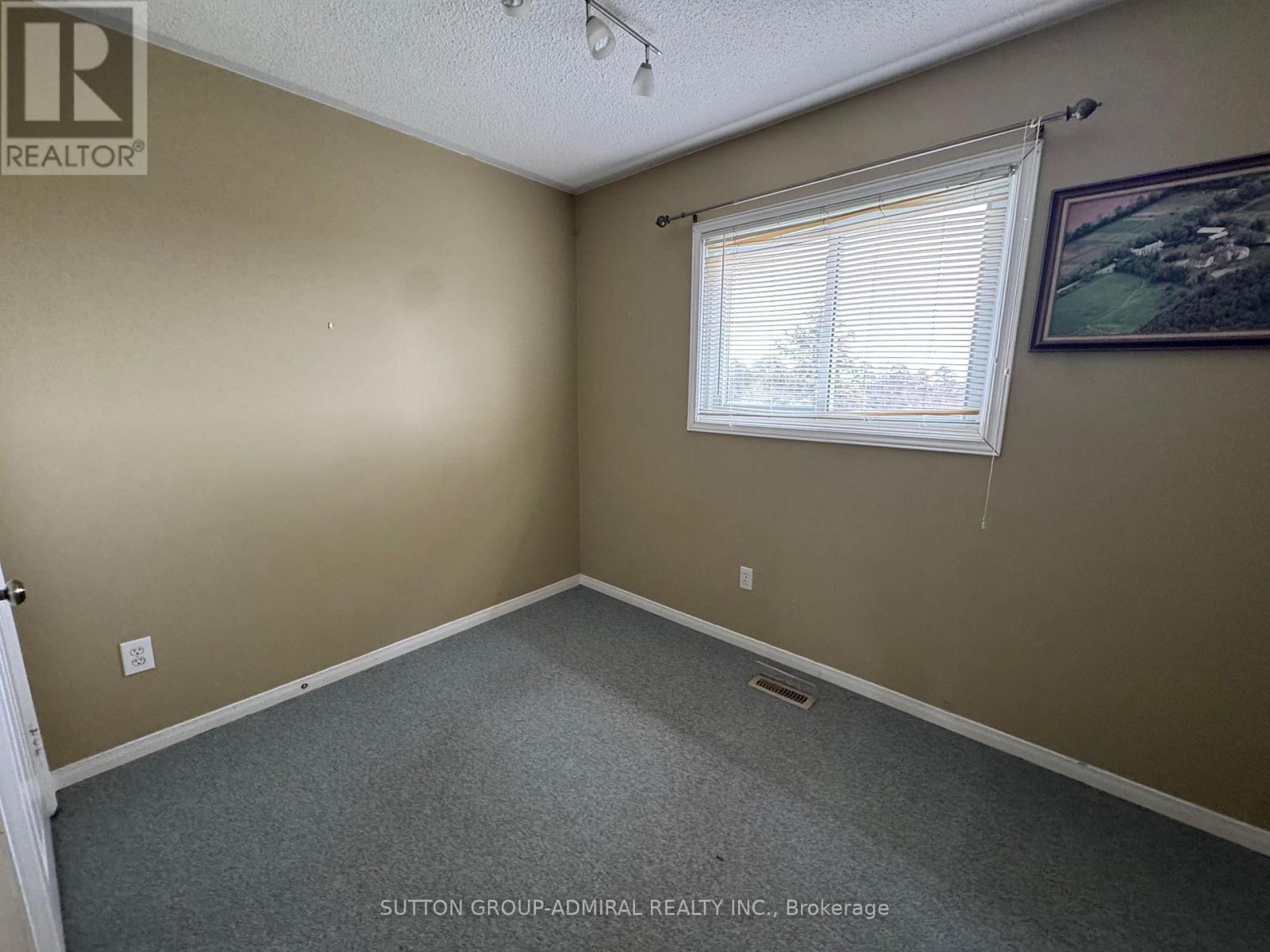 27 Dawson Crescent, Aurora, Ontario  L4G 4T7 - Photo 15 - N13029582