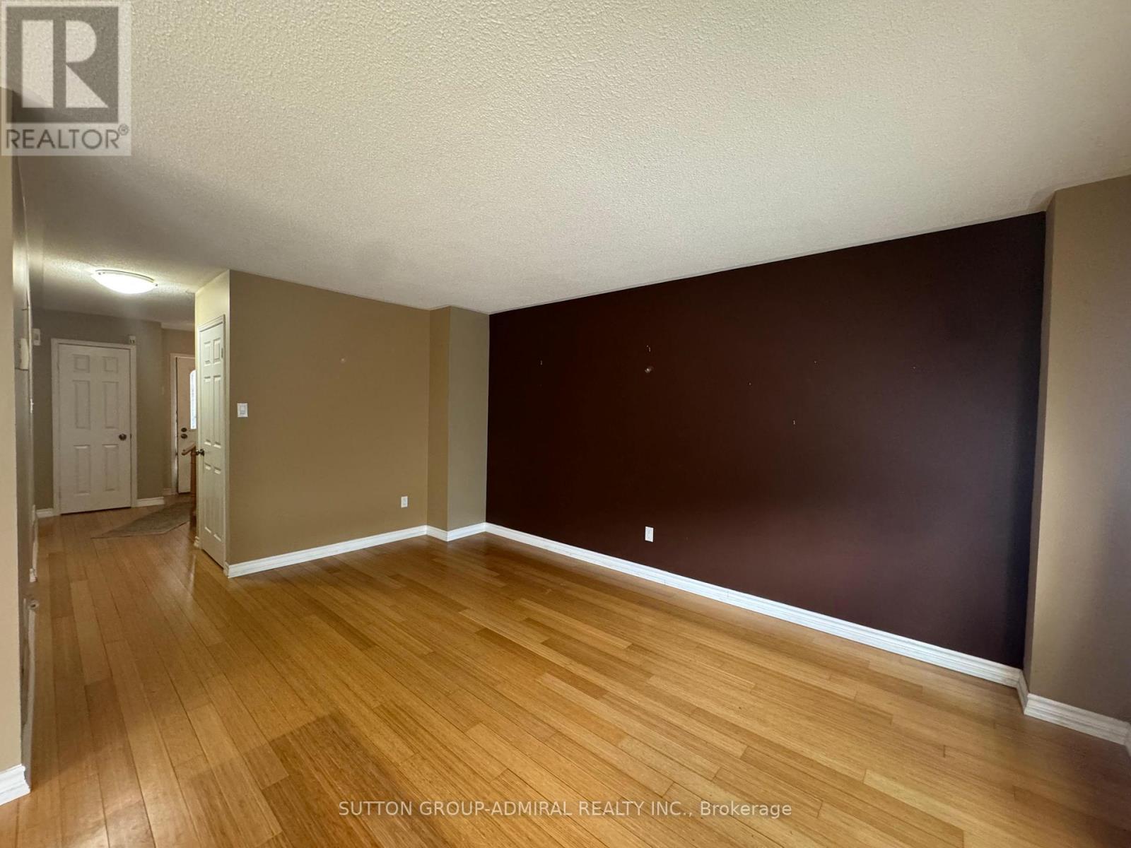 27 Dawson Crescent, Aurora, Ontario  L4G 4T7 - Photo 5 - N13029582