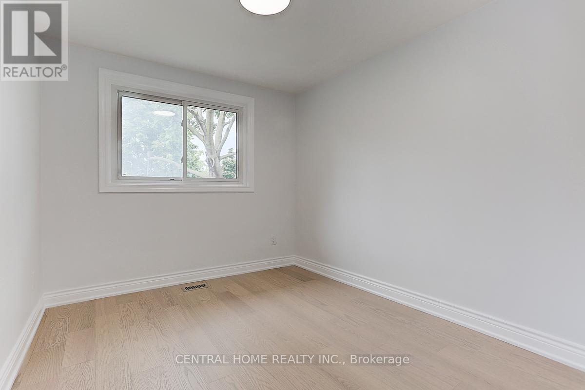 Main - 40 Sherwood Forest Drive, Markham, Ontario  L3P 1P8 - Photo 13 - N13029594