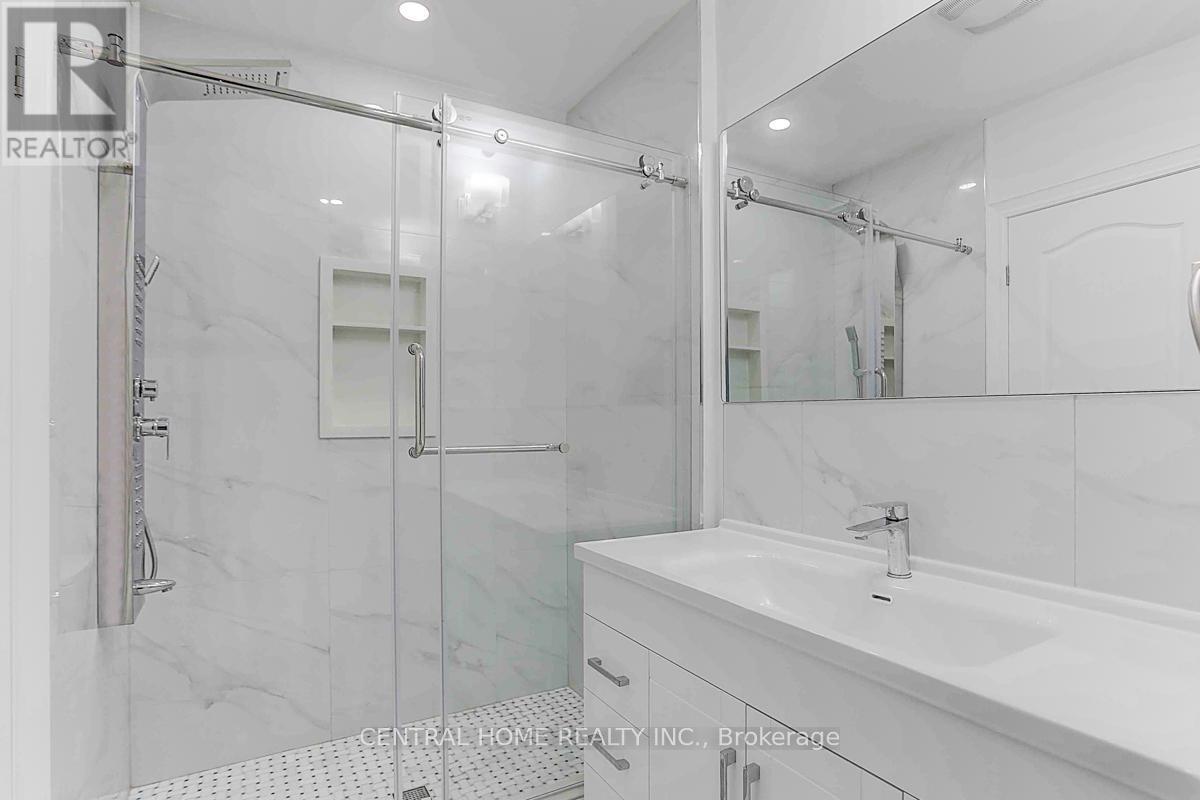 Main - 40 Sherwood Forest Drive, Markham, Ontario  L3P 1P8 - Photo 18 - N13029594