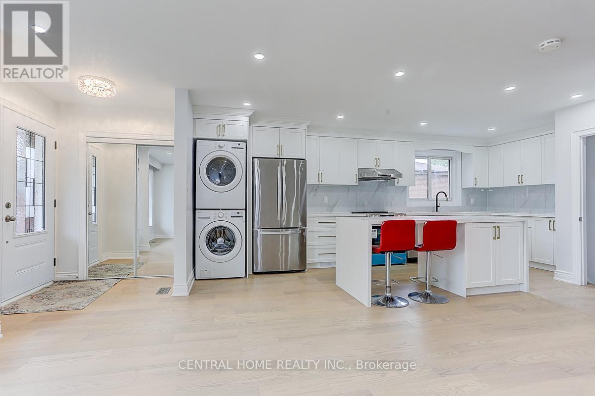 Main - 40 Sherwood Forest Drive, Markham, Ontario  L3P 1P8 - Photo 5 - N13029594