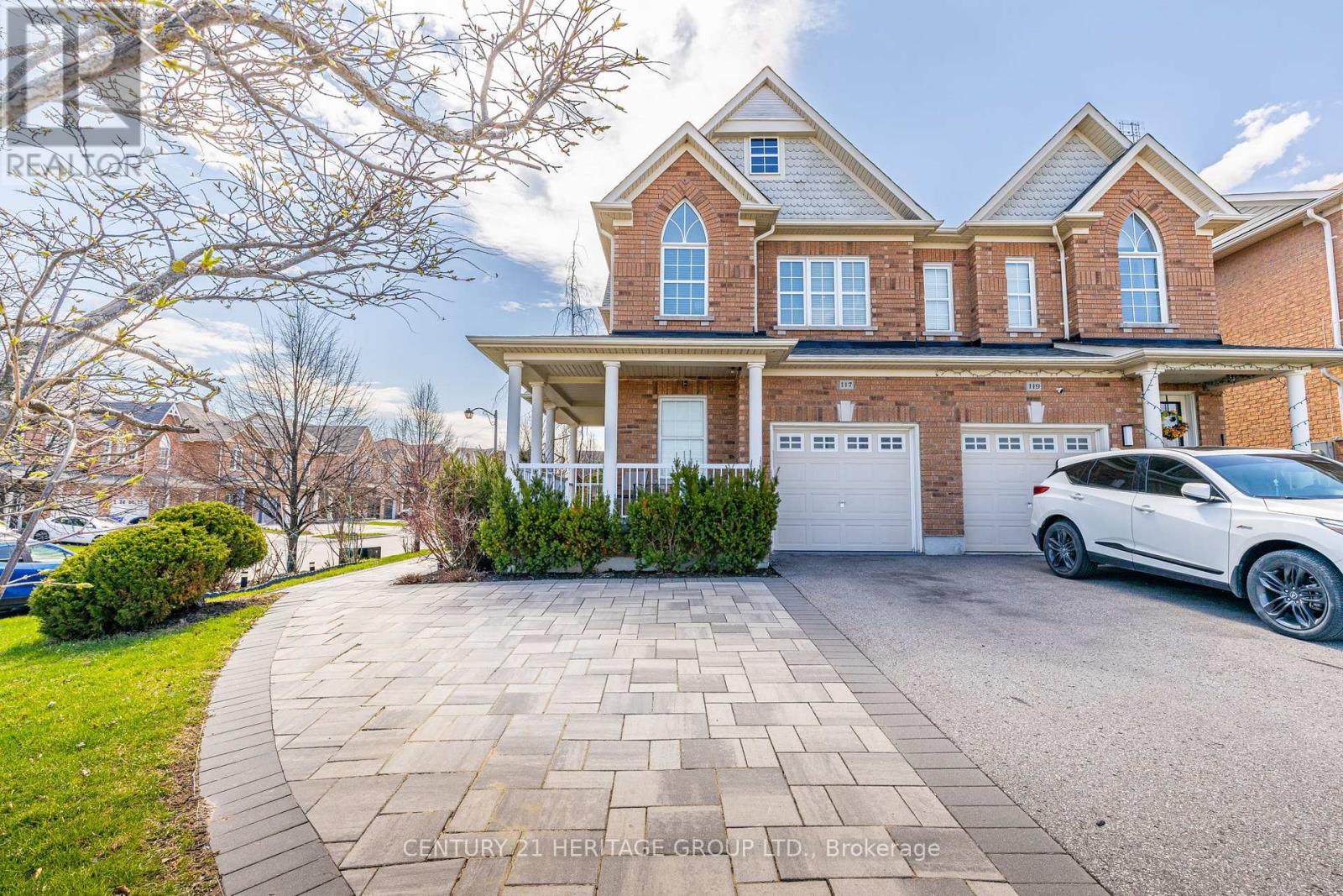 117 FOUR SEASONS CRESCENT, Newmarket, Ontario