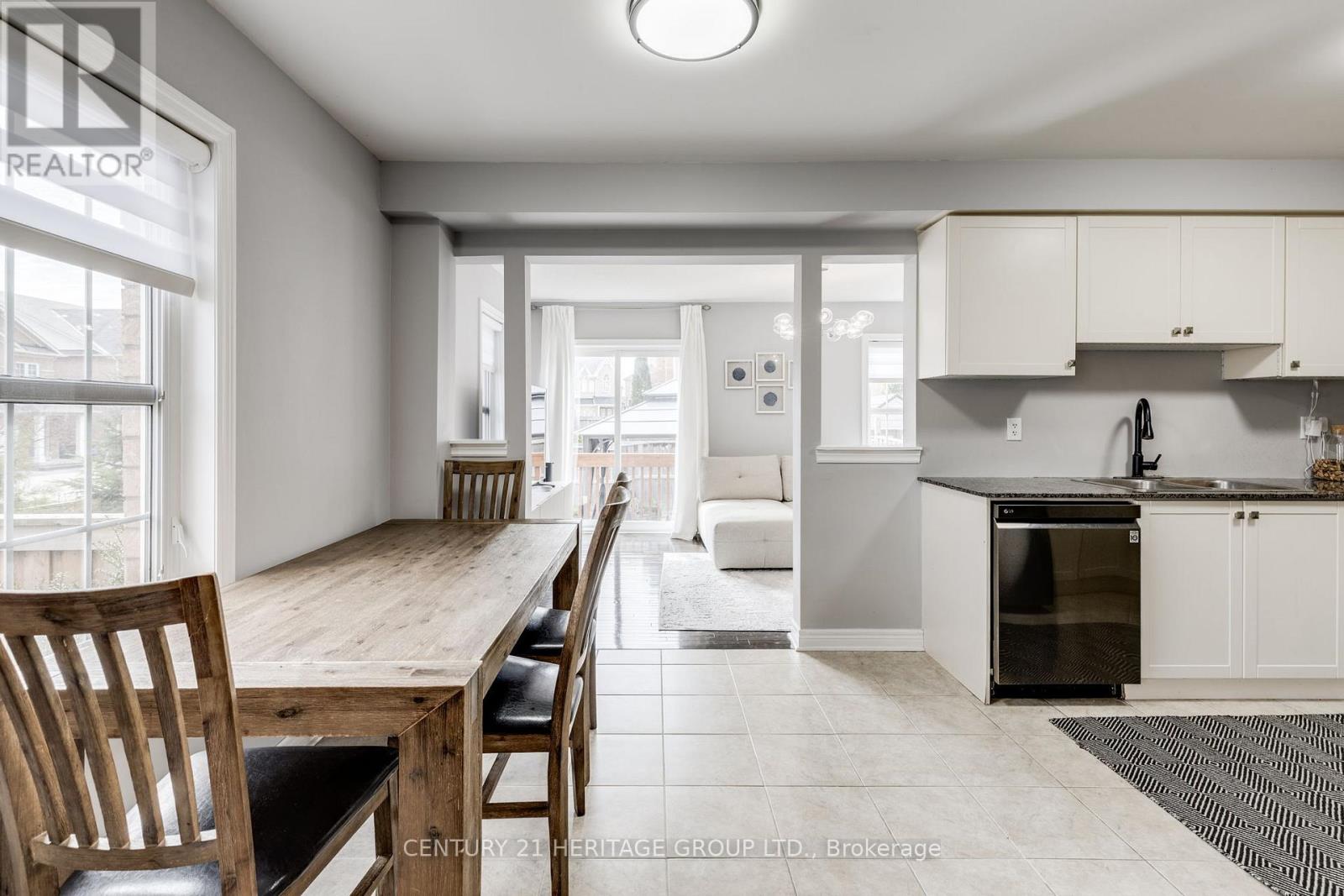 117 Four Seasons Crescent, Newmarket, Ontario  L9N 0C4 - Photo 11 - N13029616