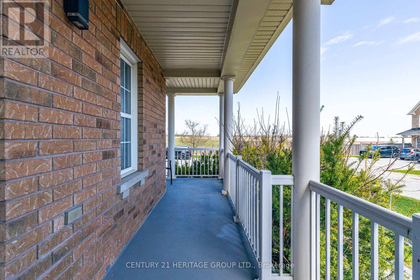 117 Four Seasons Crescent, Newmarket, Ontario  L9N 0C4 - Photo 3 - N13029616