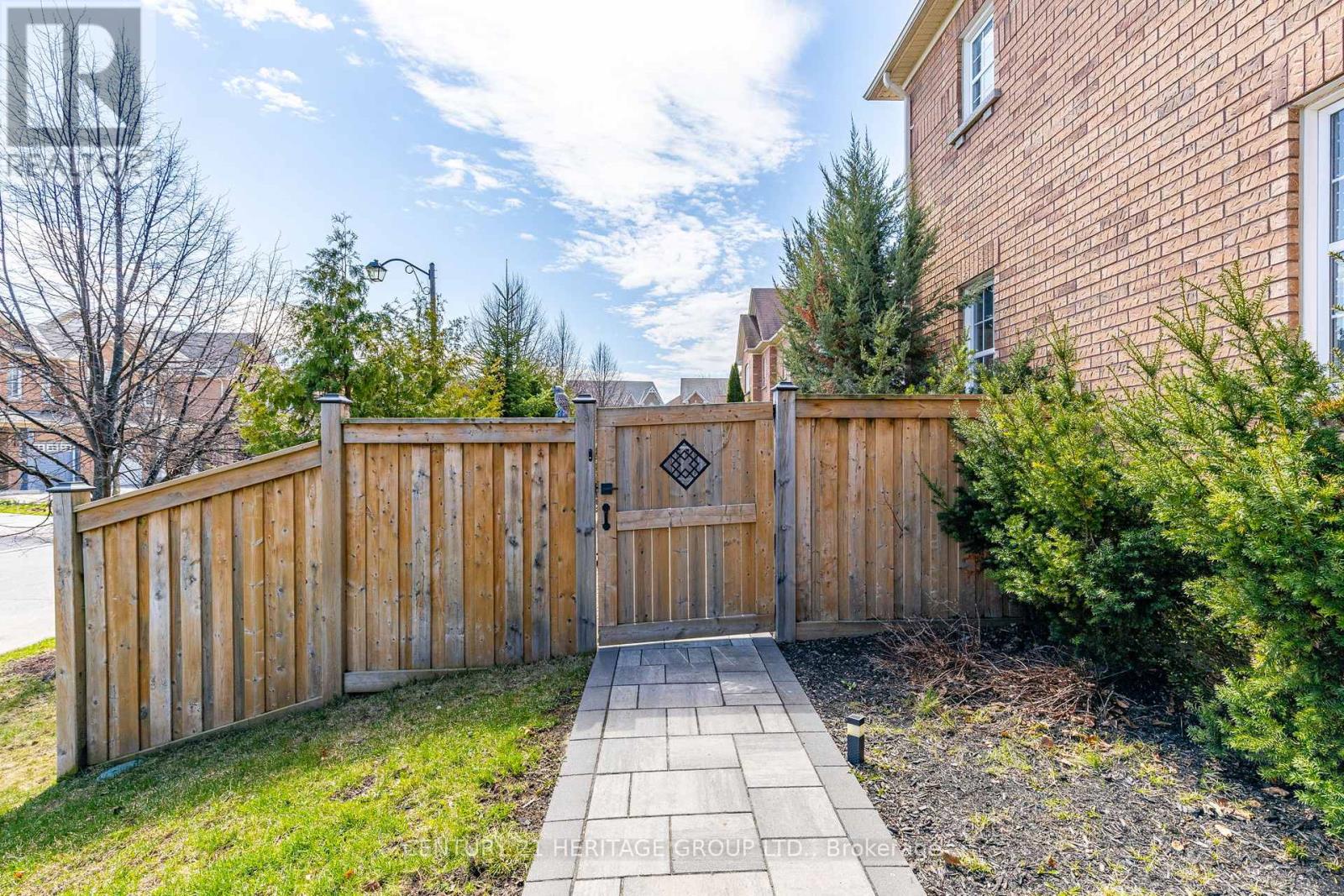 117 Four Seasons Crescent, Newmarket, Ontario  L9N 0C4 - Photo 37 - N13029616