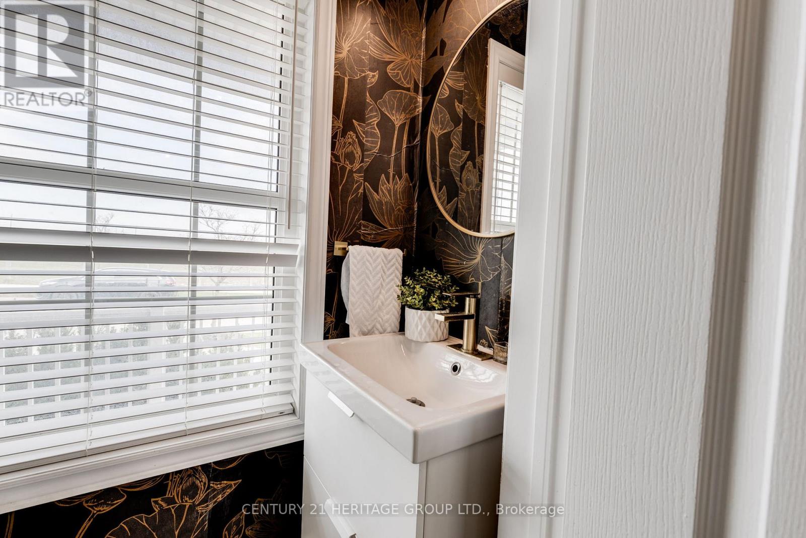 117 Four Seasons Crescent, Newmarket, Ontario  L9N 0C4 - Photo 6 - N13029616