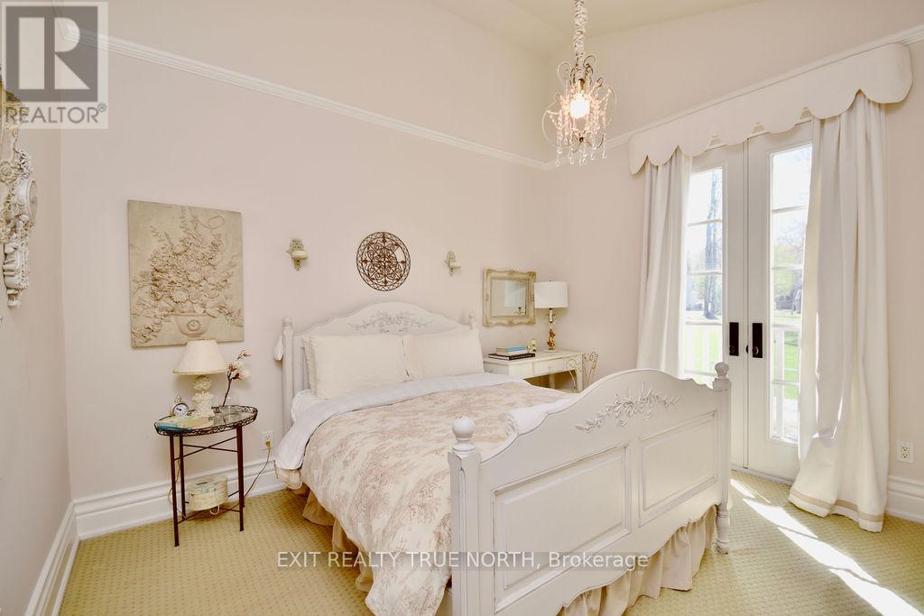 3021 Sandy Bend, Springwater, Ontario  L0L 1P0 - Photo 22 - S13029504