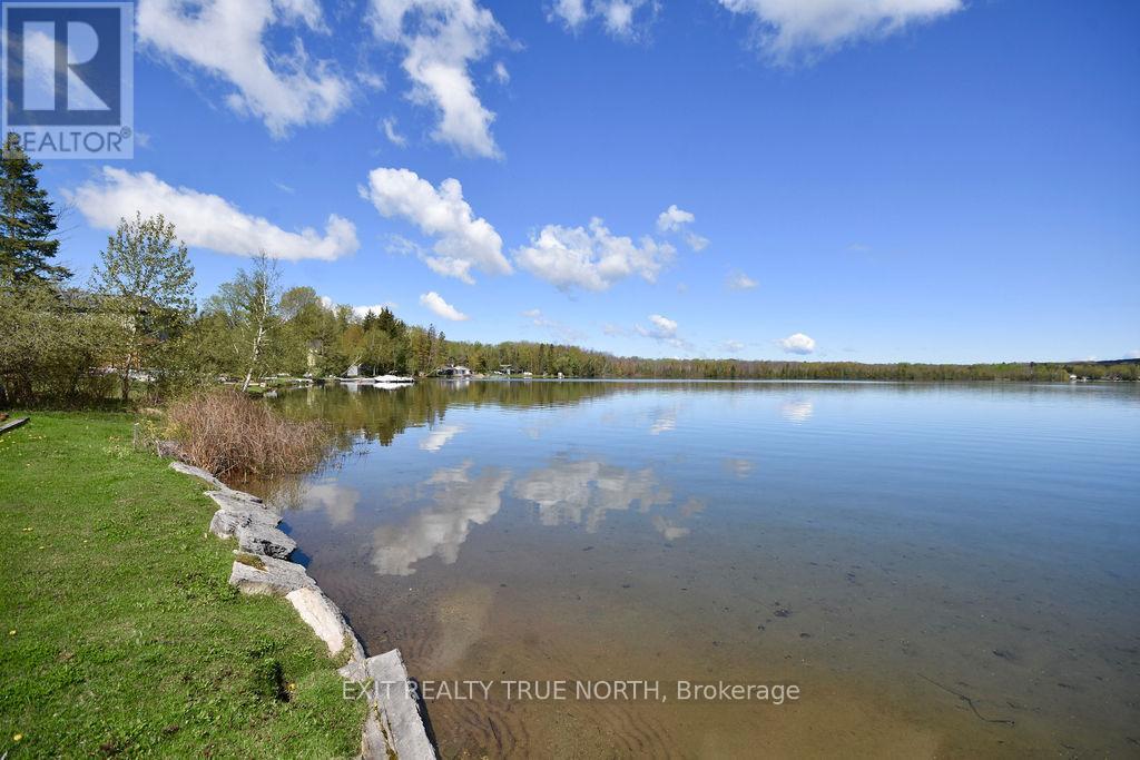 3021 Sandy Bend, Springwater, Ontario  L0L 1P0 - Photo 39 - S13029504