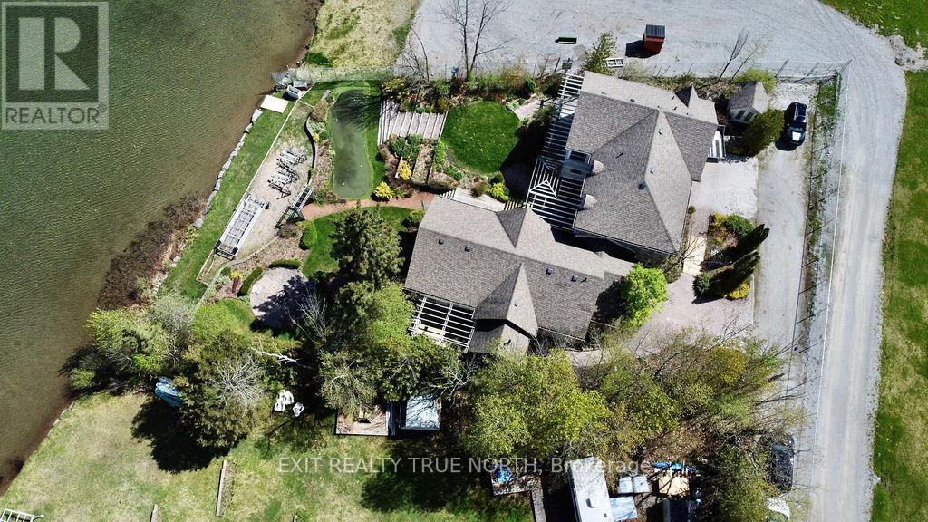 3021 Sandy Bend, Springwater, Ontario  L0L 1P0 - Photo 44 - S13029504