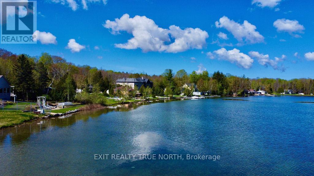 3021 Sandy Bend, Springwater, Ontario  L0L 1P0 - Photo 45 - S13029504