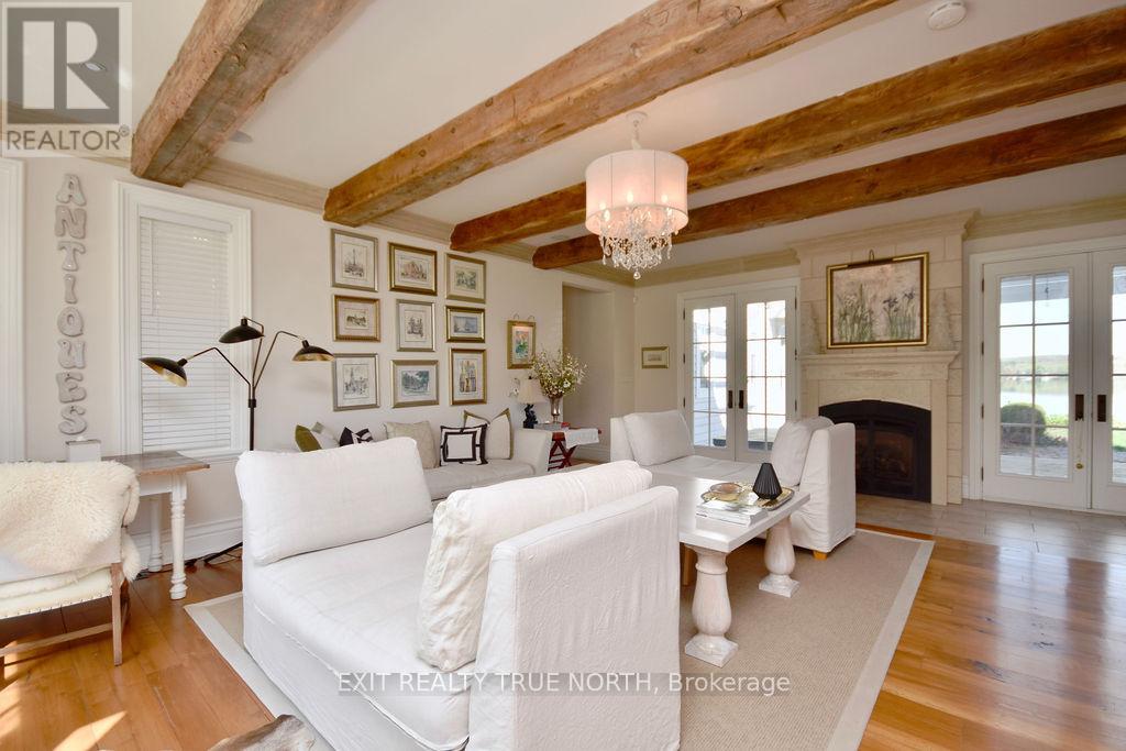 3021 Sandy Bend, Springwater, Ontario  L0L 1P0 - Photo 9 - S13029504