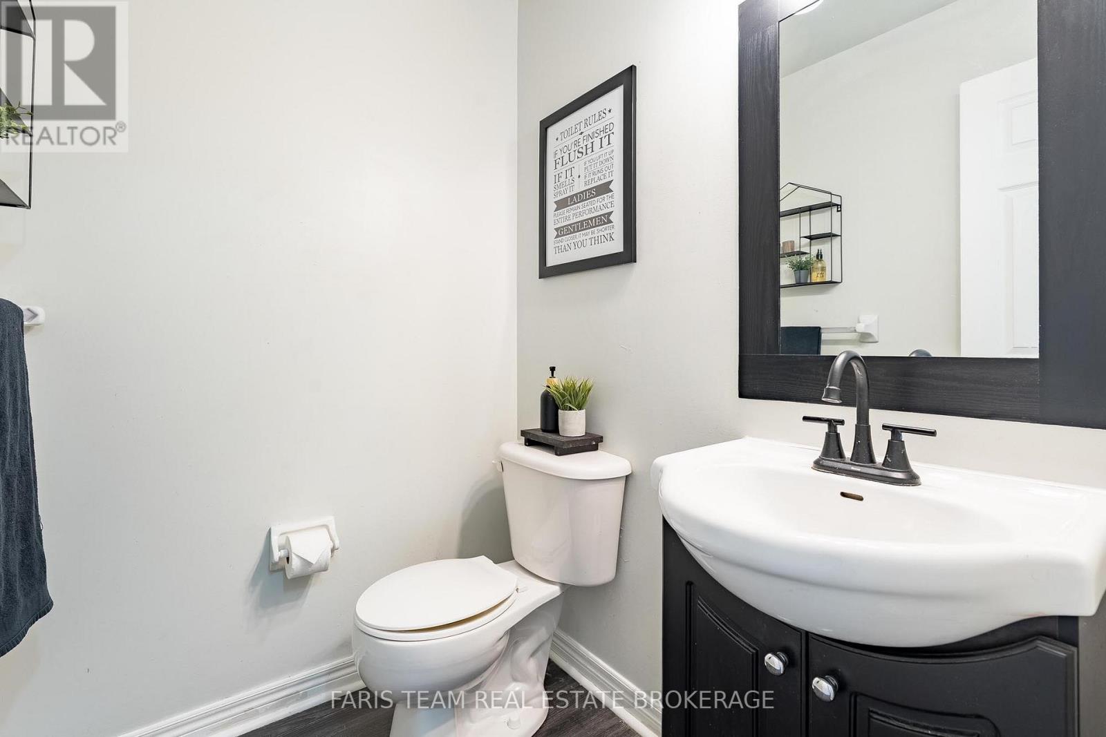 203 Thrushwood Drive, Barrie, Ontario  L4N 0Z1 - Photo 12 - S13029512