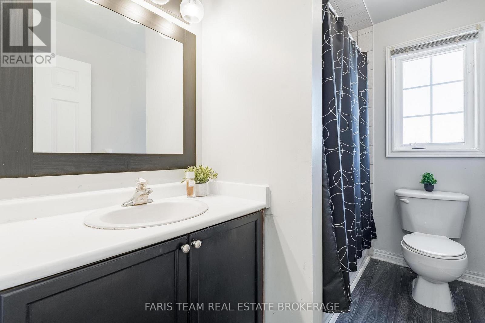 203 Thrushwood Drive, Barrie, Ontario  L4N 0Z1 - Photo 18 - S13029512