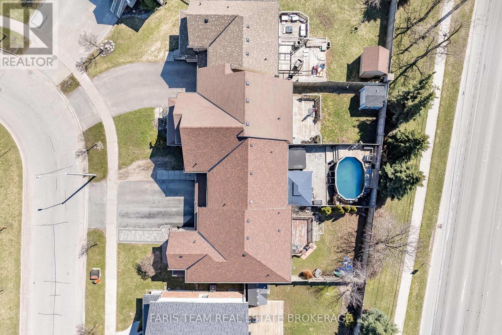 203 Thrushwood Drive, Barrie, Ontario  L4N 0Z1 - Photo 29 - S13029512