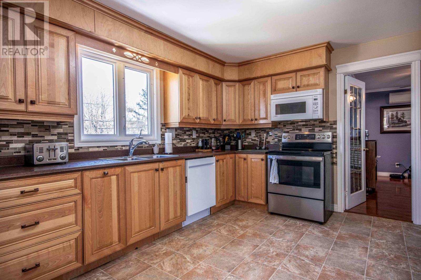 7 Cormack Street, St. John’s, Newfoundland & Labrador  A1E 4E2 - Photo 6 - 1296473