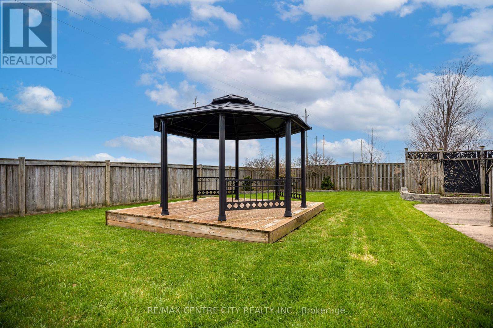 20 Chamberlain Court, St. Thomas, Ontario  N5R 0A4 - Photo 29 - X13029748