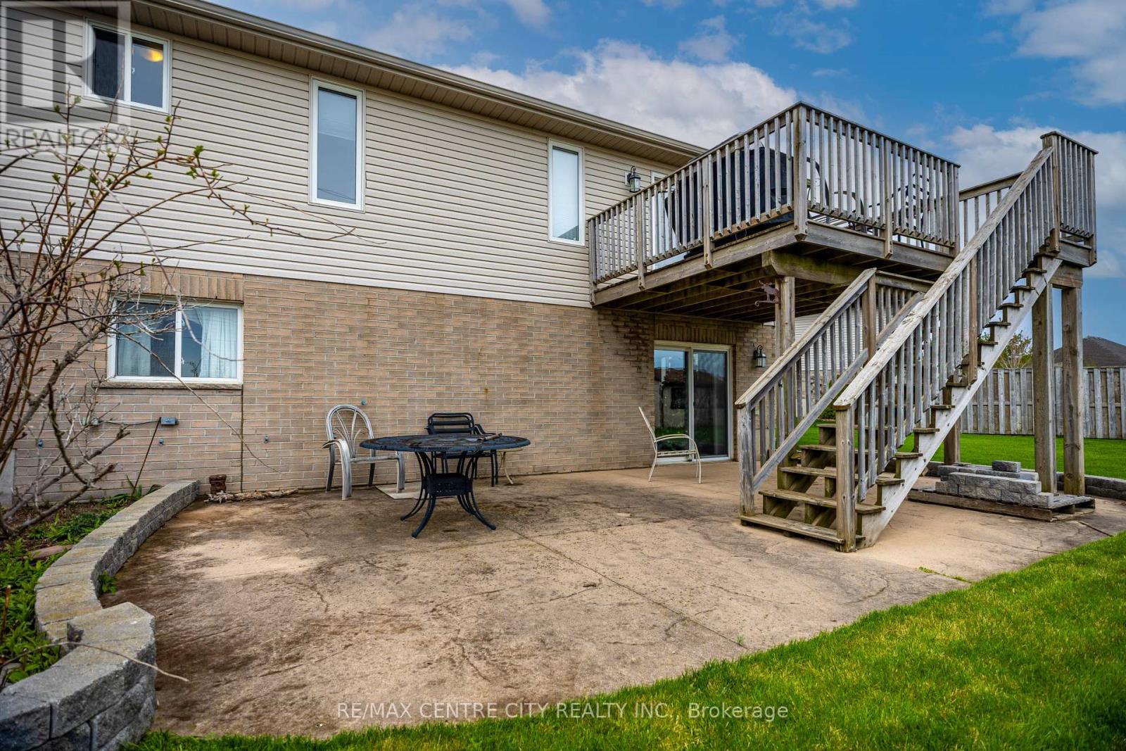 20 Chamberlain Court, St. Thomas, Ontario  N5R 0A4 - Photo 30 - X13029748