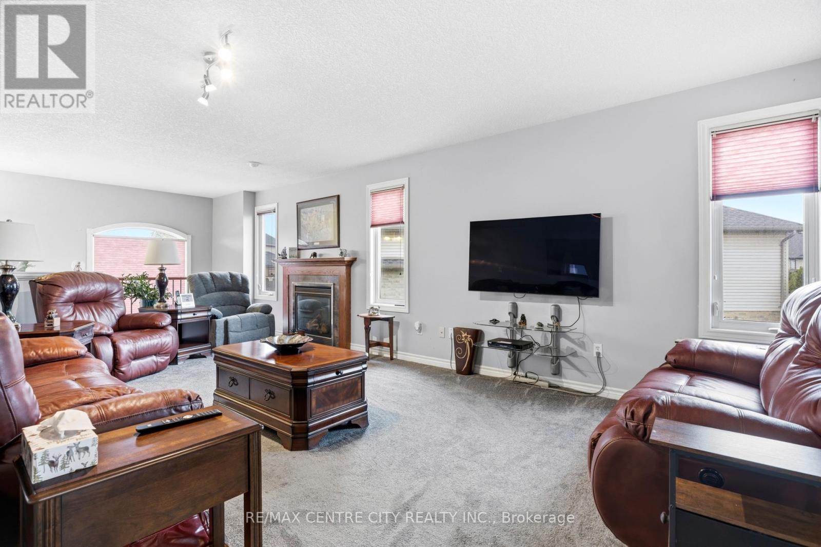 20 Chamberlain Court, St. Thomas, Ontario  N5R 0A4 - Photo 8 - X13029748